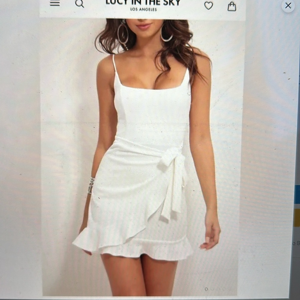 Lucy in the Sky White Mini Wrap Dress in XS
